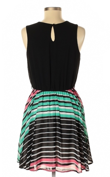 Candie's sleeveless dress, size M - Picture 2 of 2